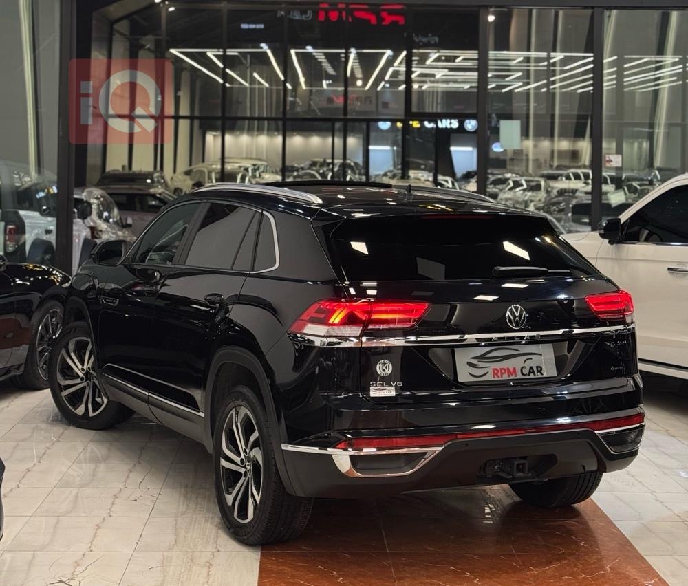 فولكسفاغن أطلس كروس سبورت